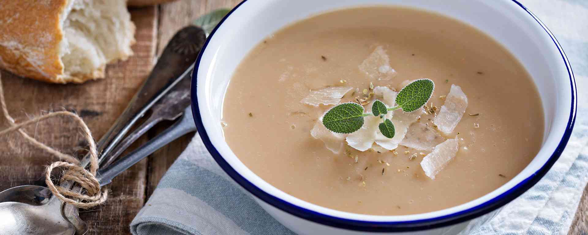 Photo for - Creamy Roasted Garlic Soup