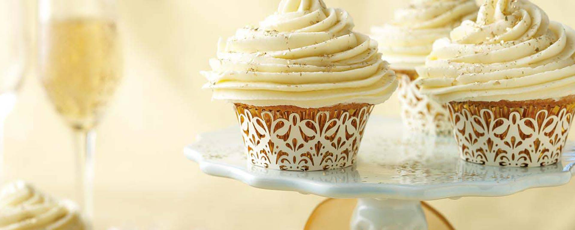 Photo for - Anniversary Buttercream Cupcakes